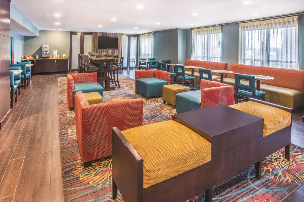 La Quinta By Wyndham O'Fallon, Il - St. Louis Exterior foto